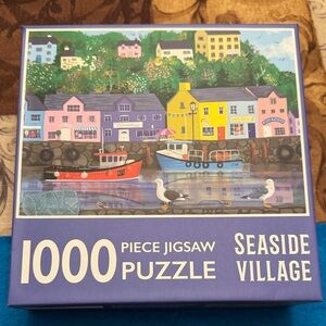 Seaside Village 1000 Piece Jigsaw Puzzle
